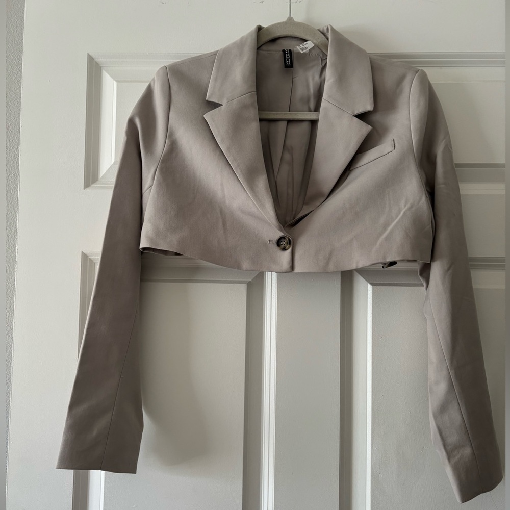 Cropped Blazer in beige/ Taupe